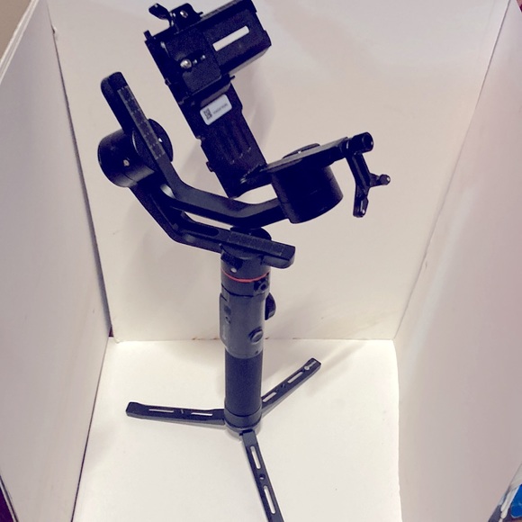 Feiyu AK2000 3-Axis Gimbal Stabilizer - Picture 4 of 9